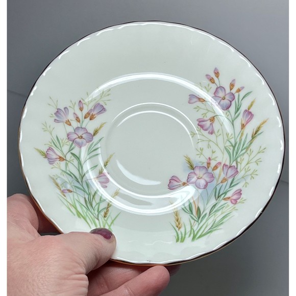 Royal Albert Flower of the Month Teacup in lady’s smock - Picture 5 of 10